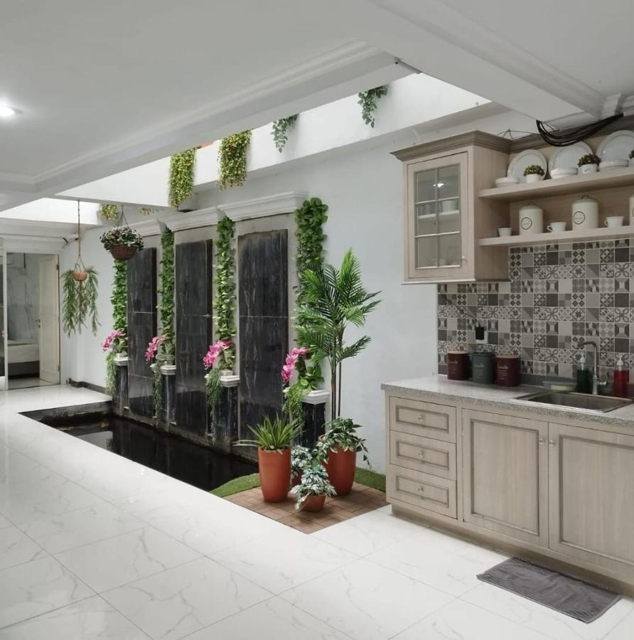 Nest Residence Jacarta Exterior foto